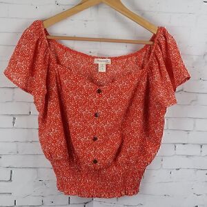 MONTEAU RED & WHITE FLORAL RUFFLE SHORT SLEEVE SMOCKED CROP TOP SIZE LARGE